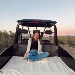 Meet your Posher, Roxy